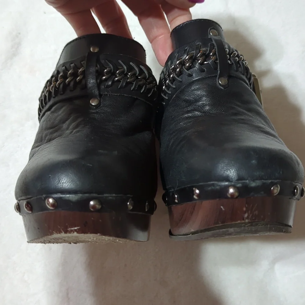 Black Leather Wood Platform Clogs With Studs - Picture 3 of 10